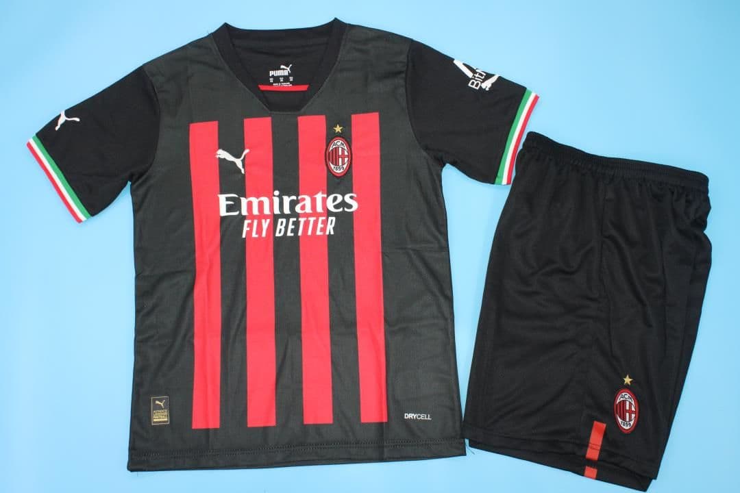 A.C. Milan 2022-23, Home