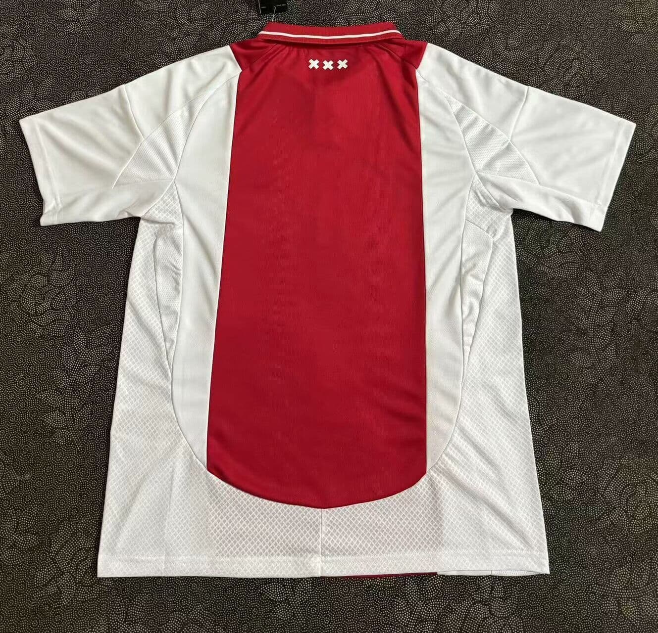 Ajax | 21 | Red/White - Home