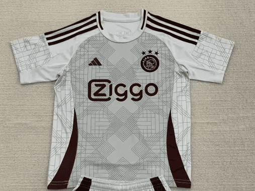 Ajax | 21 | White - Concept Version