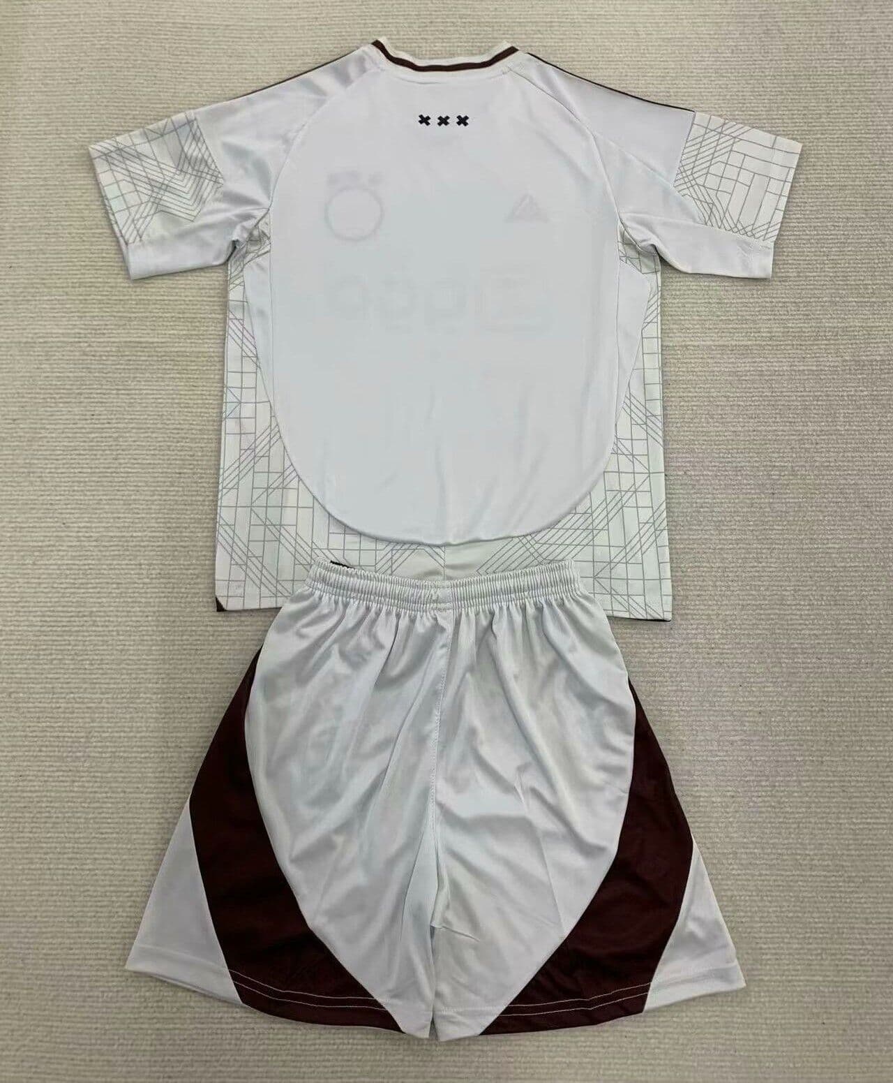 Ajax Kid Kit | 6 | White - Concept Version