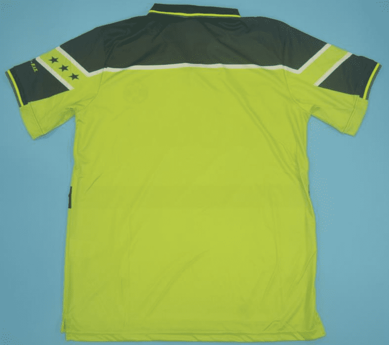 Borussia Dortmund 1997-98, Home