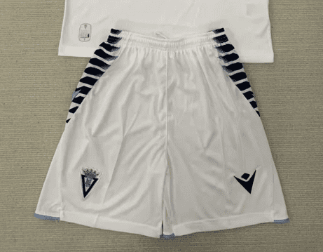 Cadiz Short | 4 | White - Away