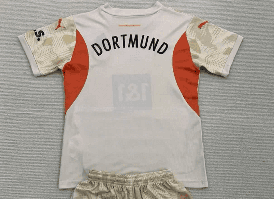 Dortmund Gk | 16 | Grey