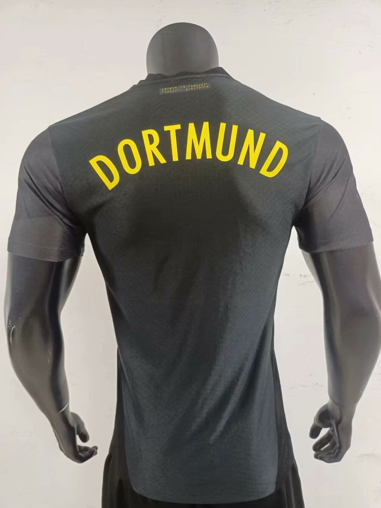 Dortmund Player Version | 29 | Black - Away