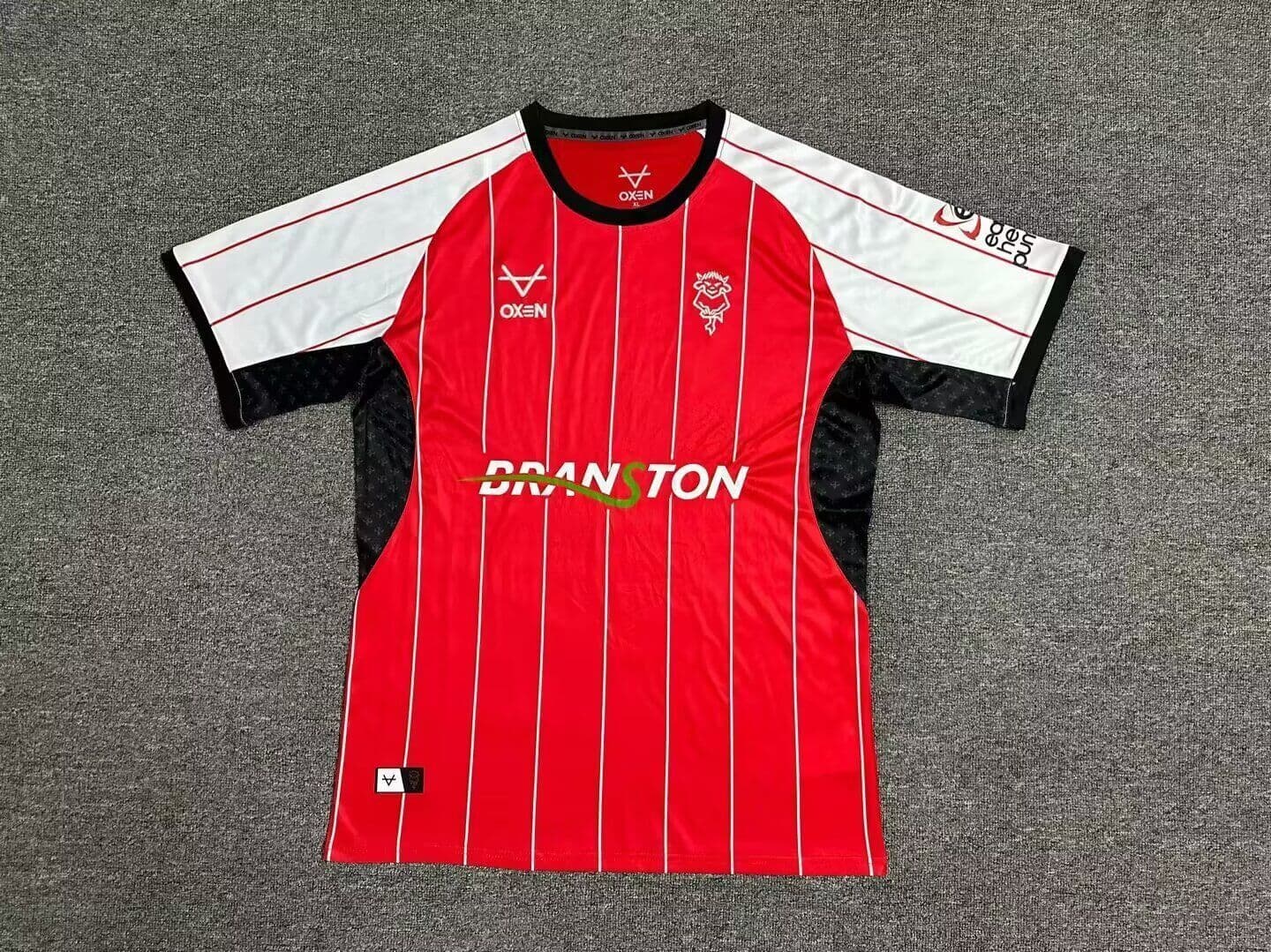 Lincoln City | 4 | Red | Home