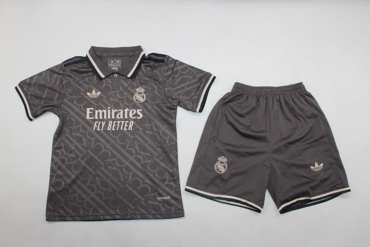 Madrid Kid Kit | 67 | Black - Away