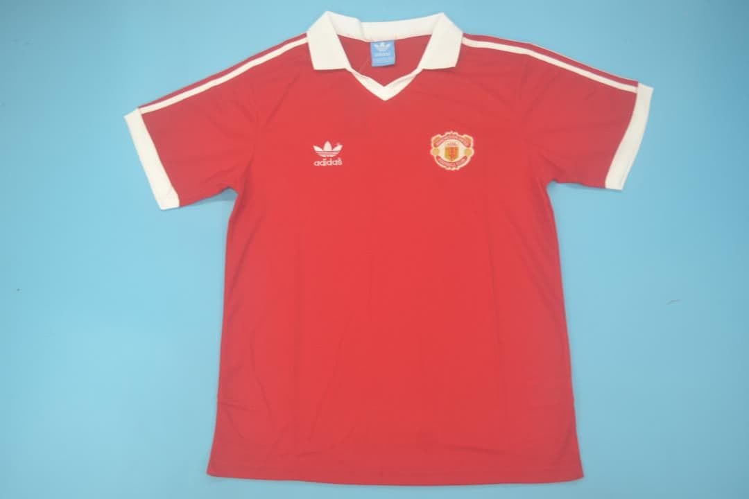 Manchester United 1980-82, Home