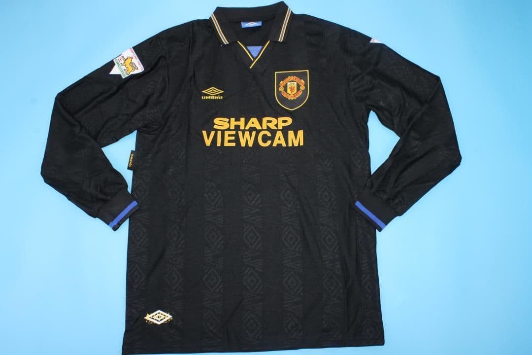 Manchester United 1993-95, Black Long Sleeve