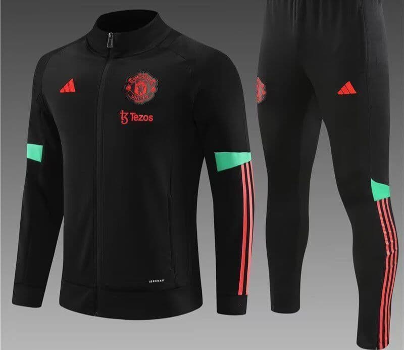 Manchester United 23-24, Black Tracksuit Kid Size