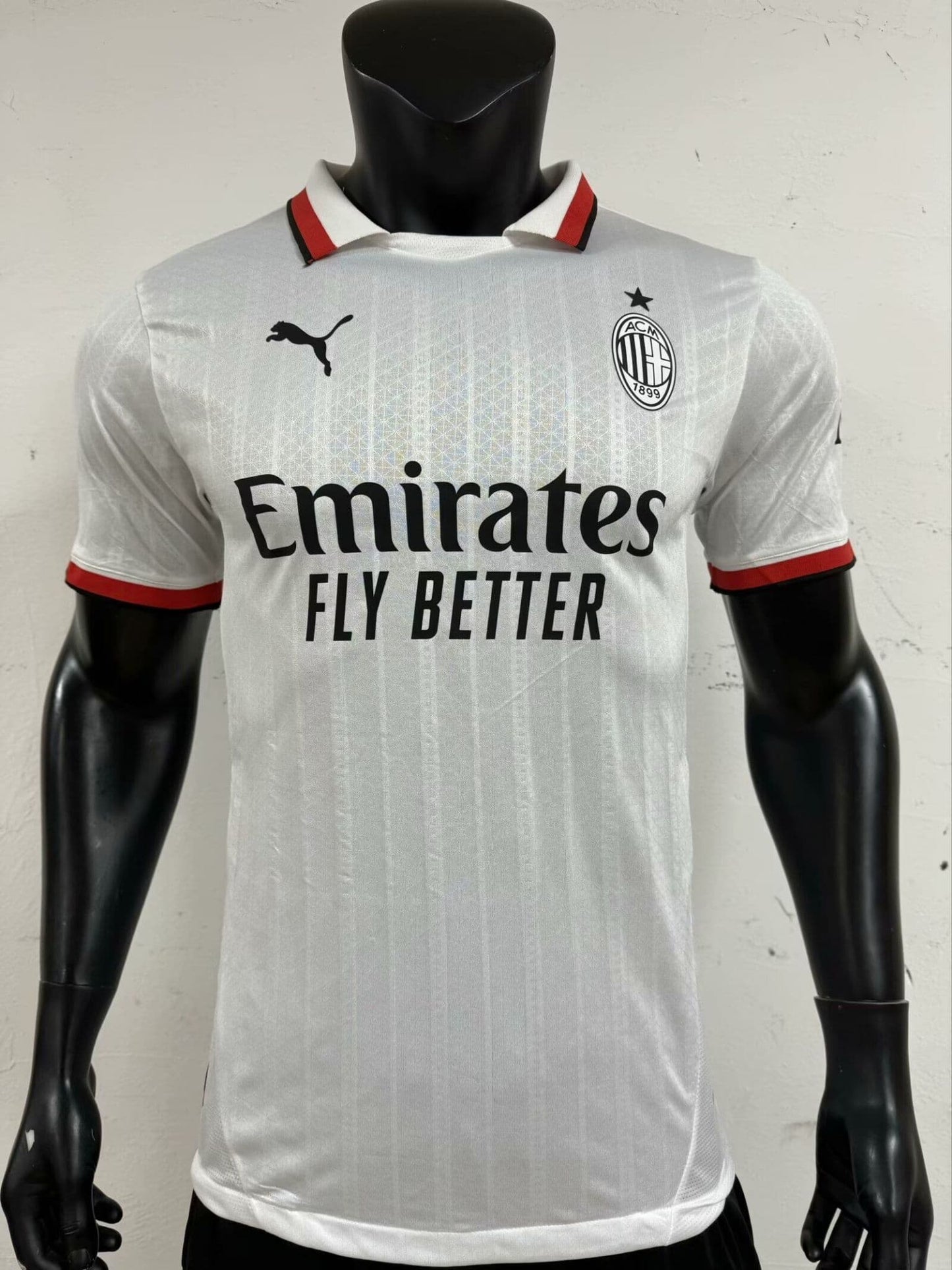 Milan Player Version | 31 | White - Away