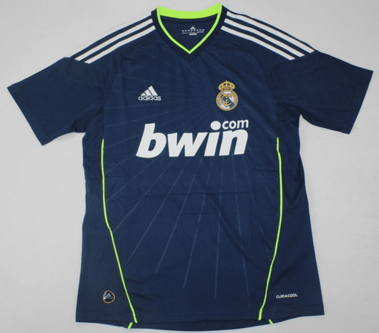 Real Madrid 2010-11, Away