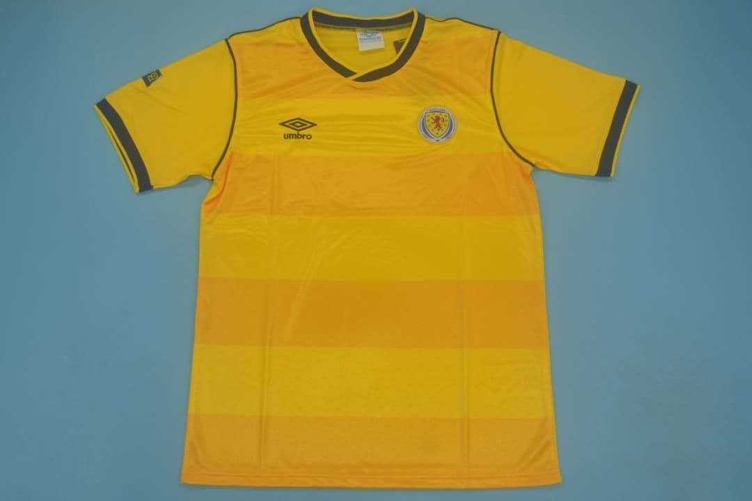 Scotland 1986, Yellow Away