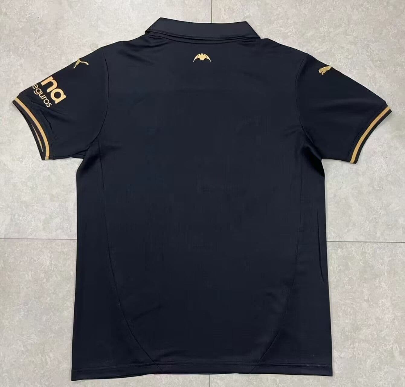 Vla | 17 |  Black - Away