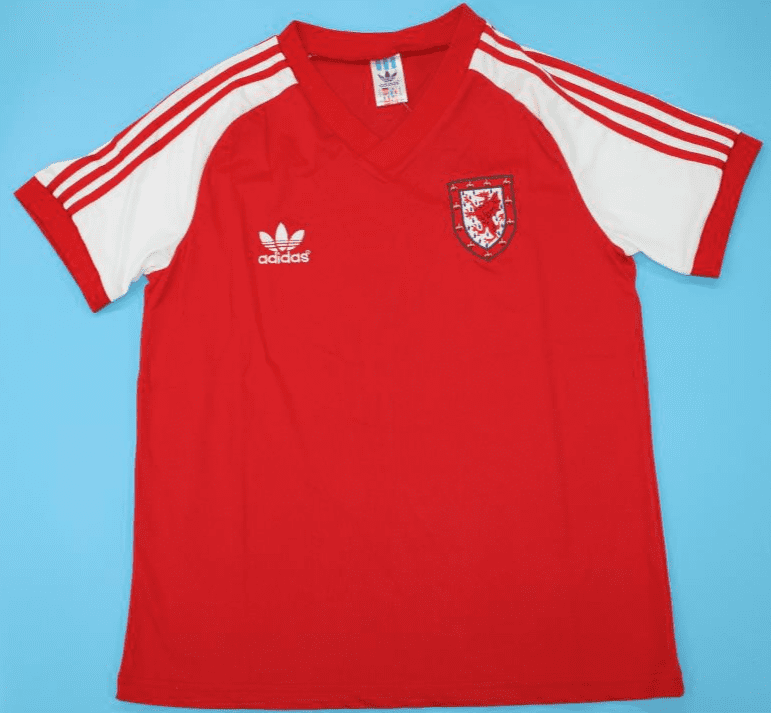 Wales 1984, Home