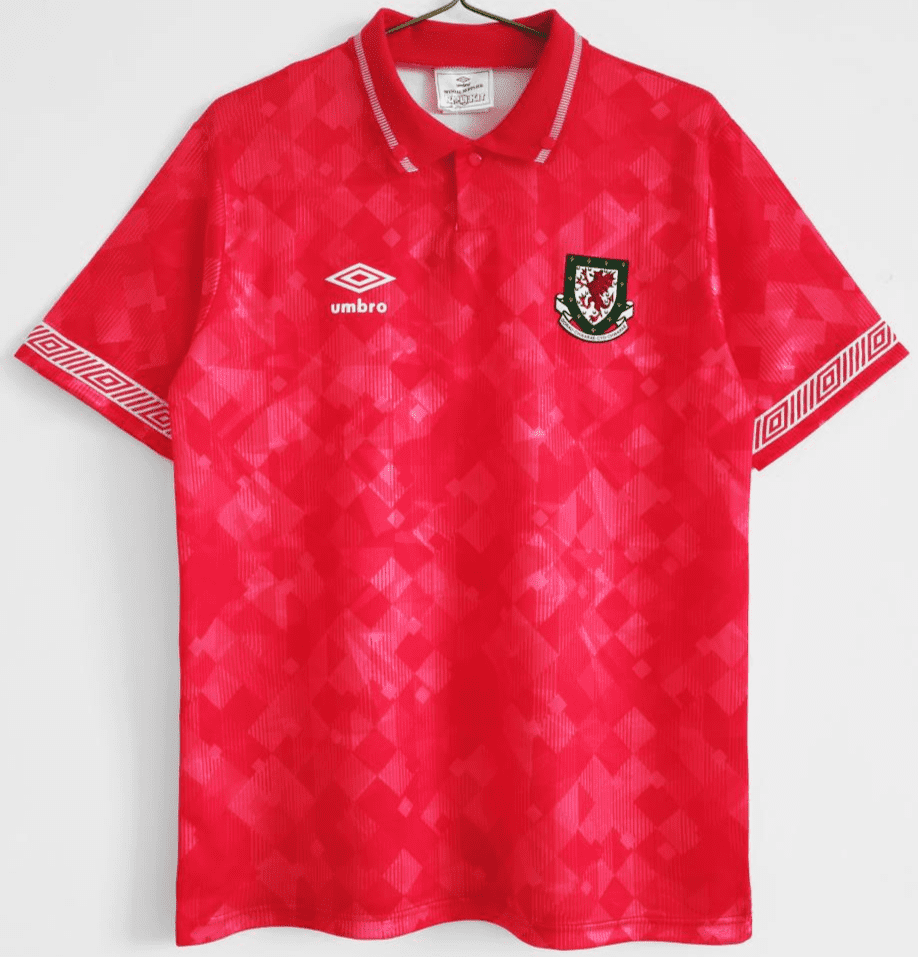 Wales 1990-92, Home