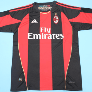 A.C. Milan 2010-11, Home