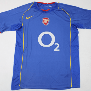Arsenal 2004-05. Blue Away