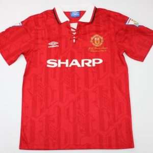 Manchester United 1993-94, Home with Champion Letters