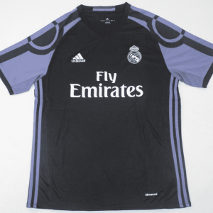 Real Madrid 2016-17, Third Away