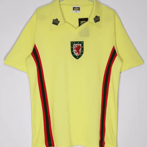 Wales 1976-79, Yellow Away