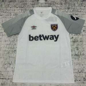 West Ham | 6 | White