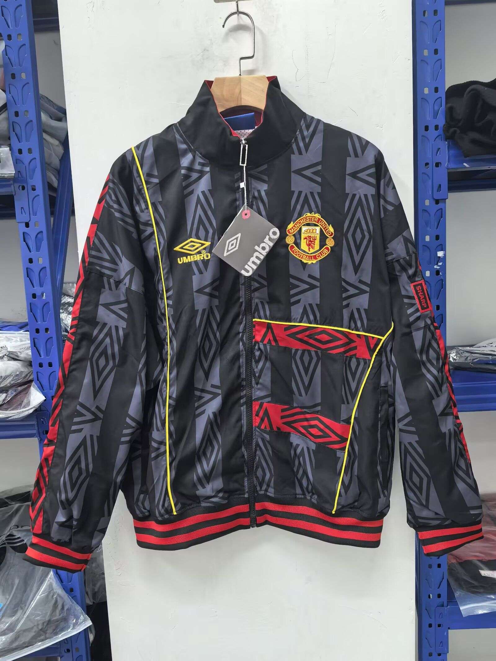 Manchester United Man U Retro Jacket Top