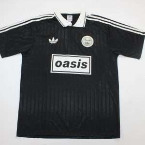 Oasis Black & White Top 2025