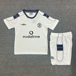 Manchester United Kids Away Kit 2000-2001