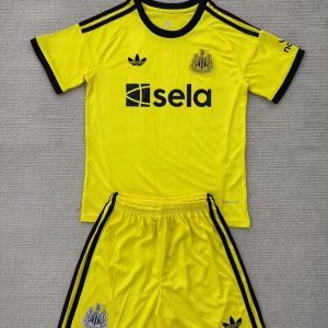 Newcastle United Kids Home Goalkeeper Kit 2025-2026