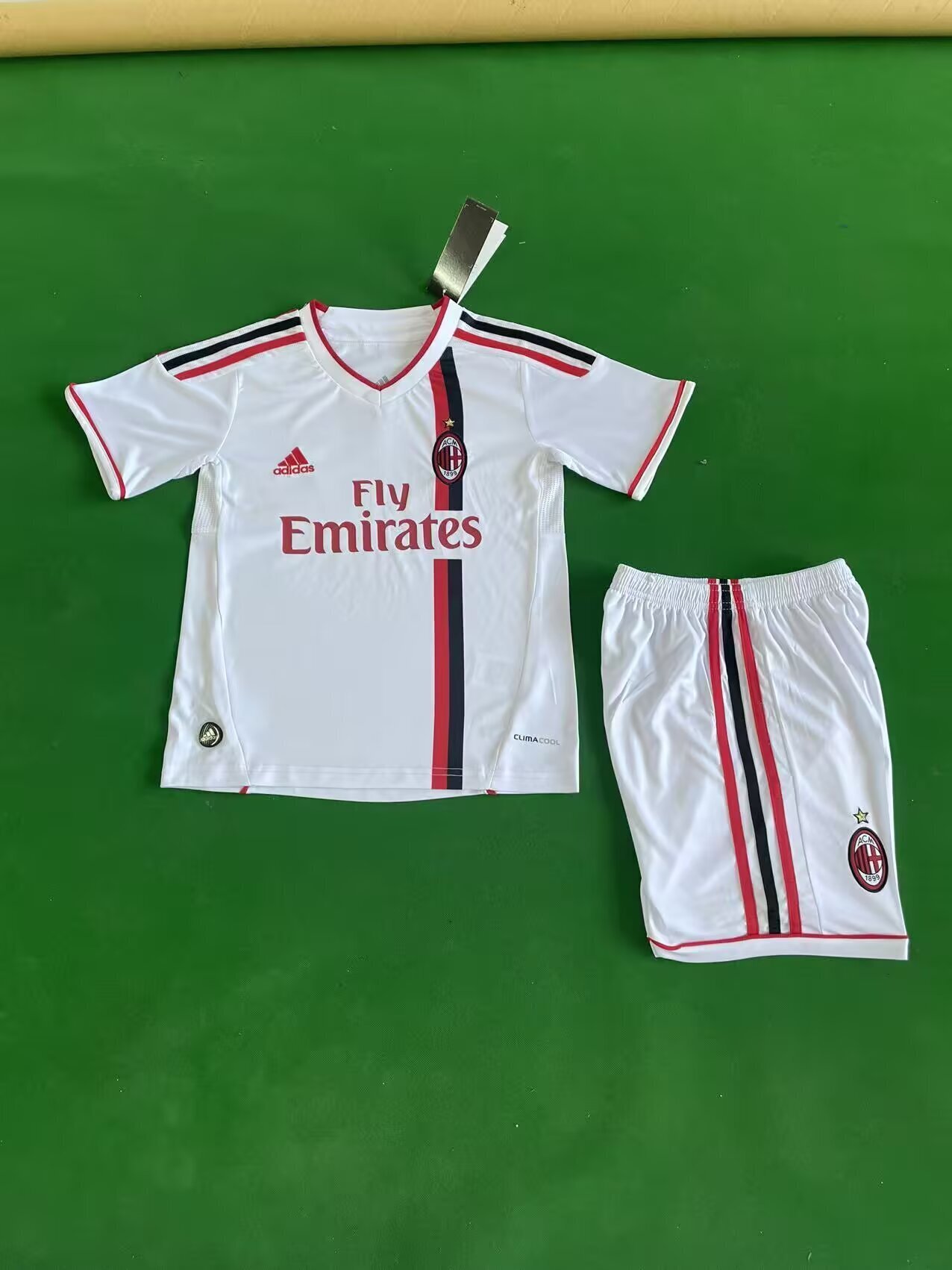 AC Milan 2011-2012 Kids Away Kit