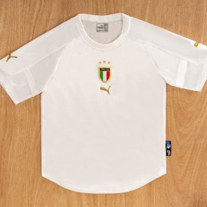 Italy 2004 Away