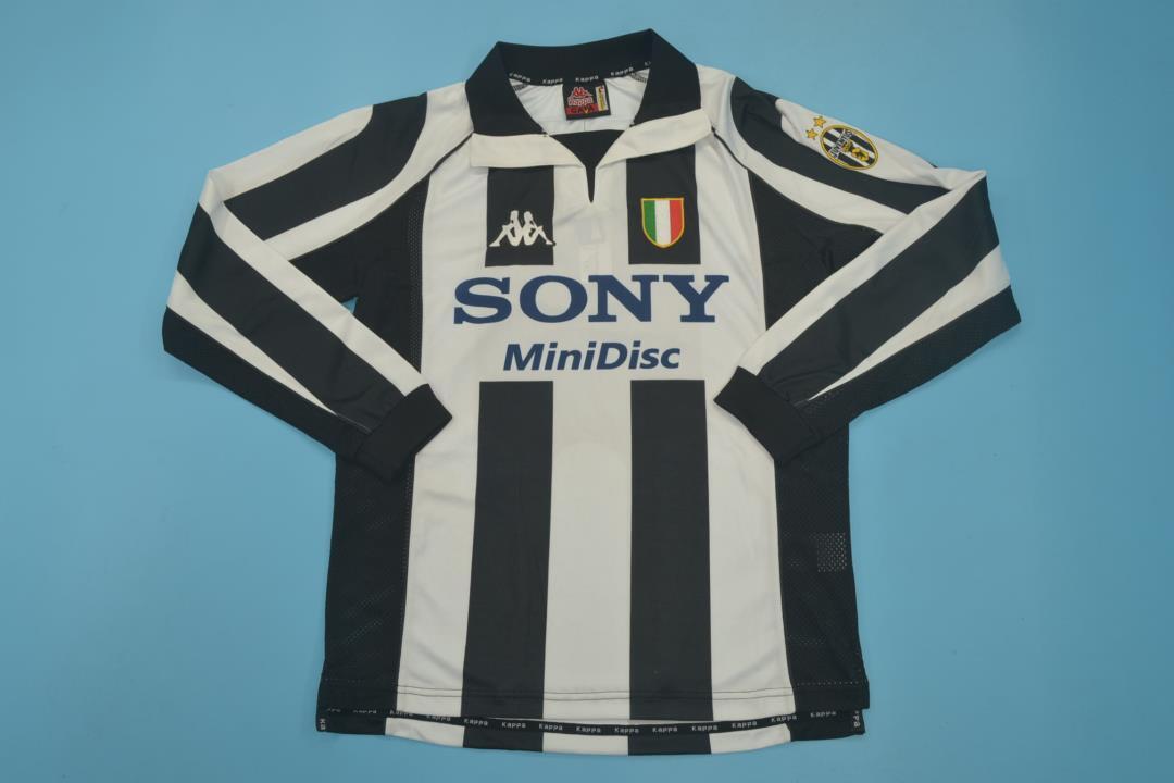 Juventus Home 1997-1998 Home Long Sleeve