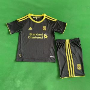 Liverpool Kids 2010-2011 Away Kit